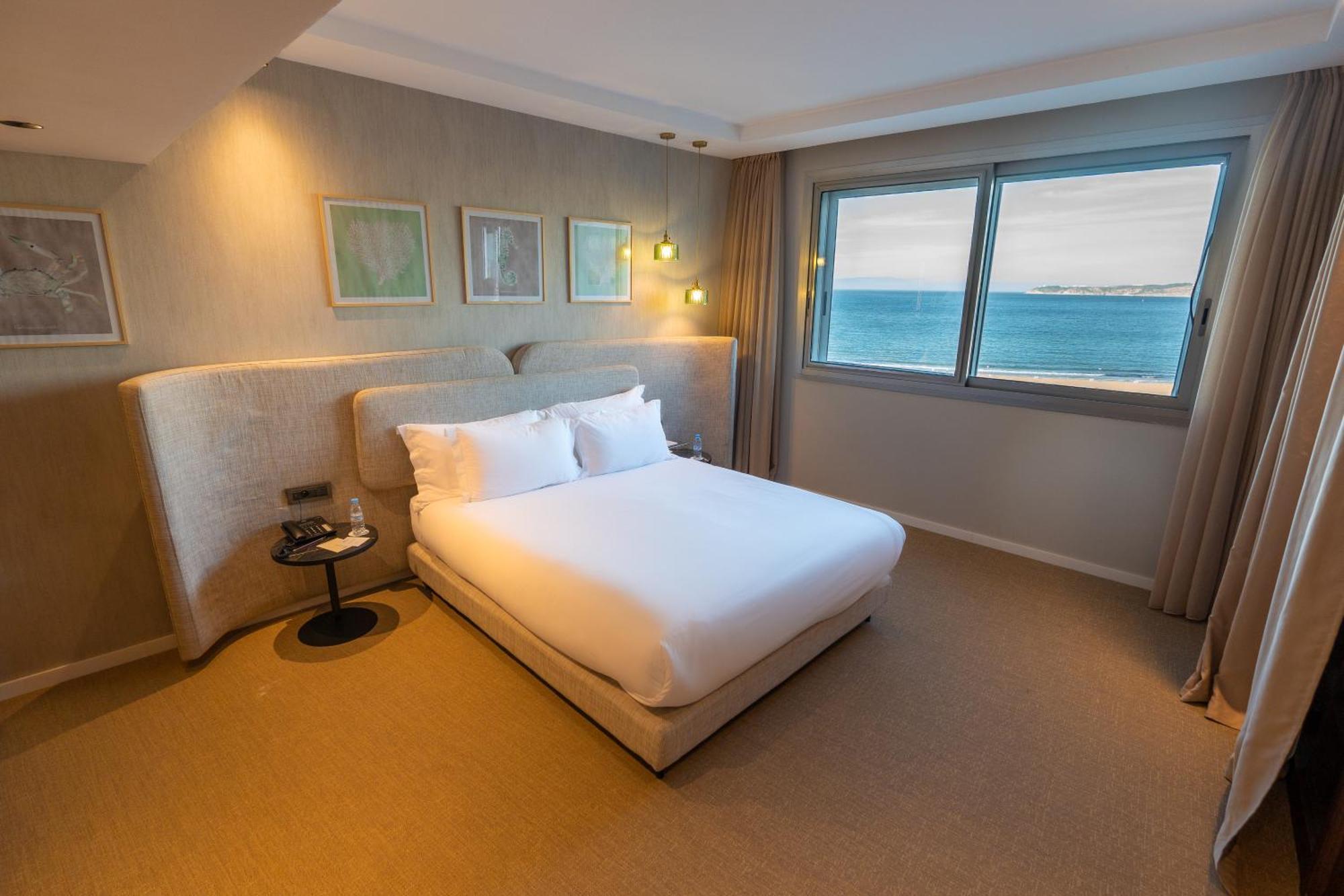 Executive Suite, King Size Bed, Sea View